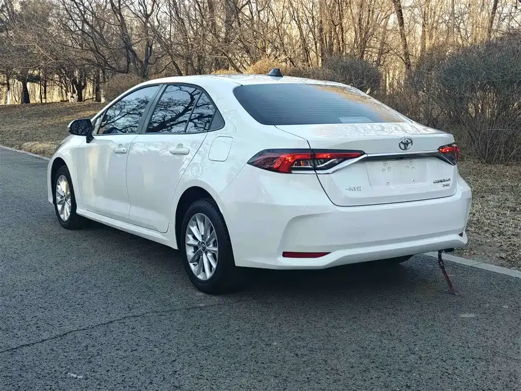 Toyota Corolla 2022 из CN, фото 10
