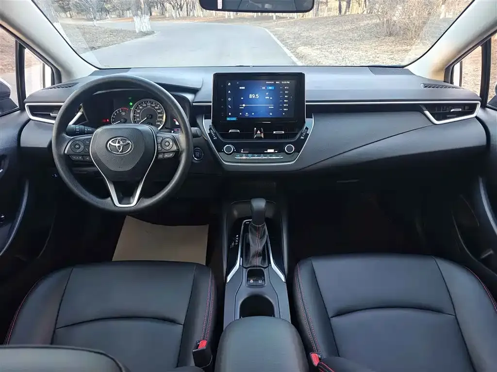 Toyota Corolla 2022 из CN, фото 2