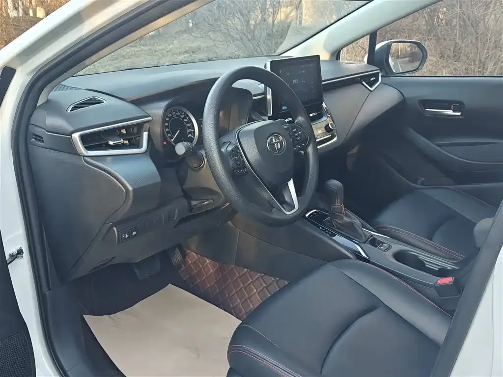 Toyota Corolla 2022 из CN, фото 3
