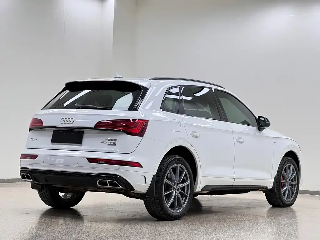 Audi Q5L 2023 из CN, фото 8