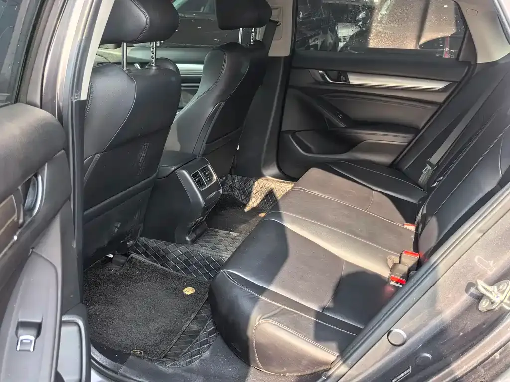 Honda Accord 2021 из CN, фото 6