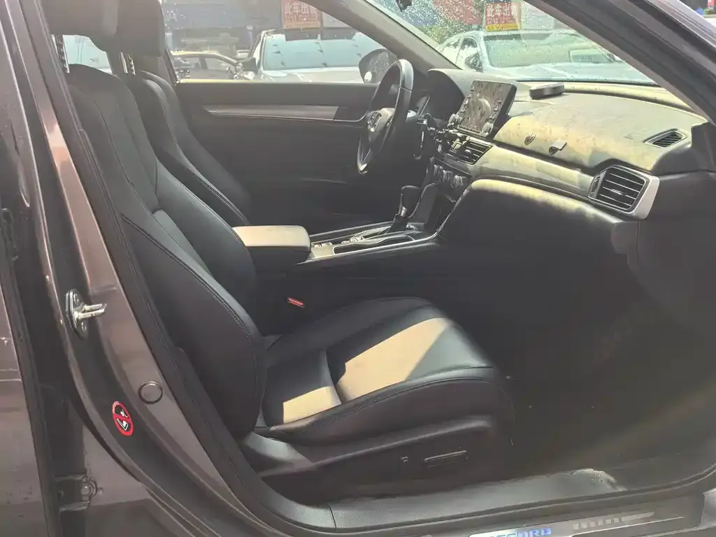 Honda Accord 2021 из CN, фото 3