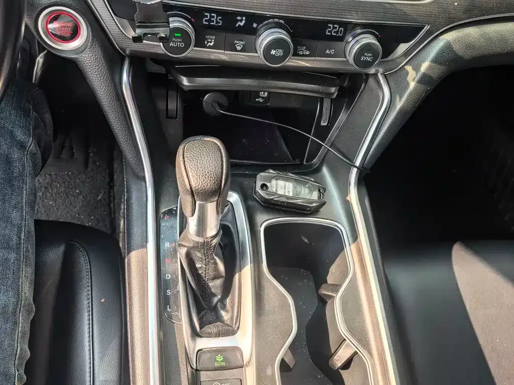 Honda Accord 2021 из CN, фото 8