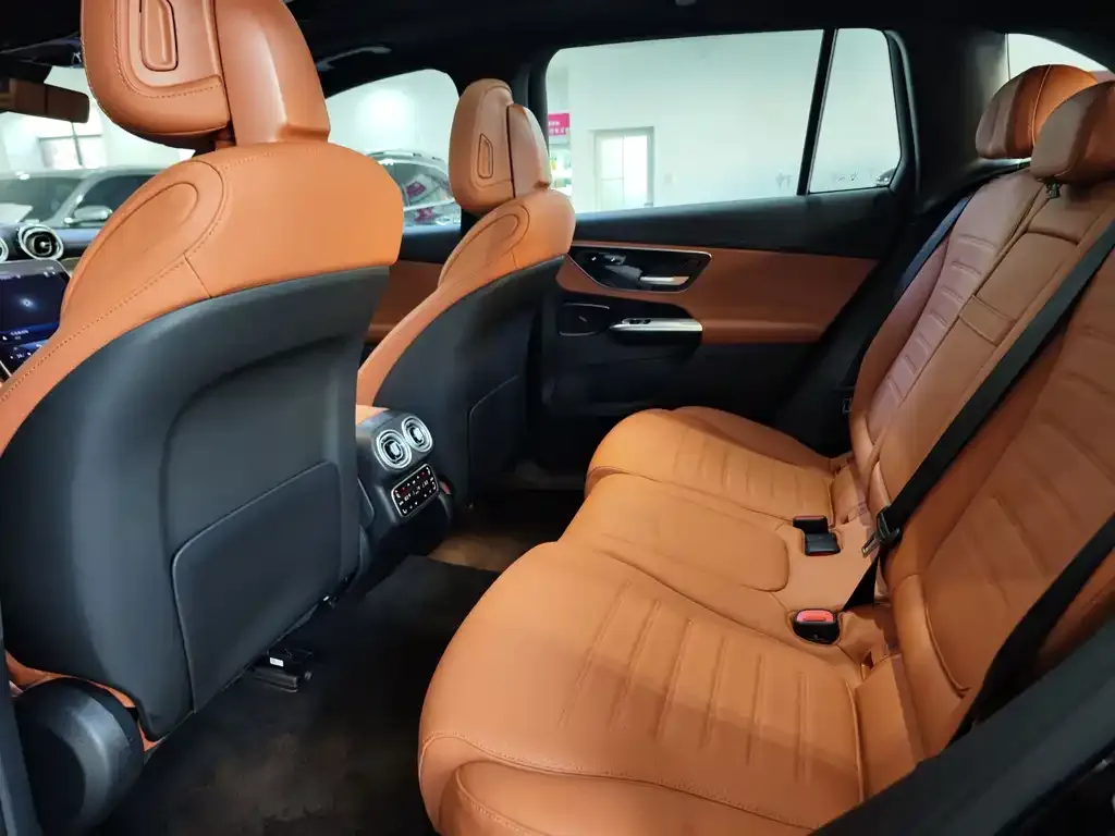 Mercedes-Benz GLC 2024 из CN, фото 4