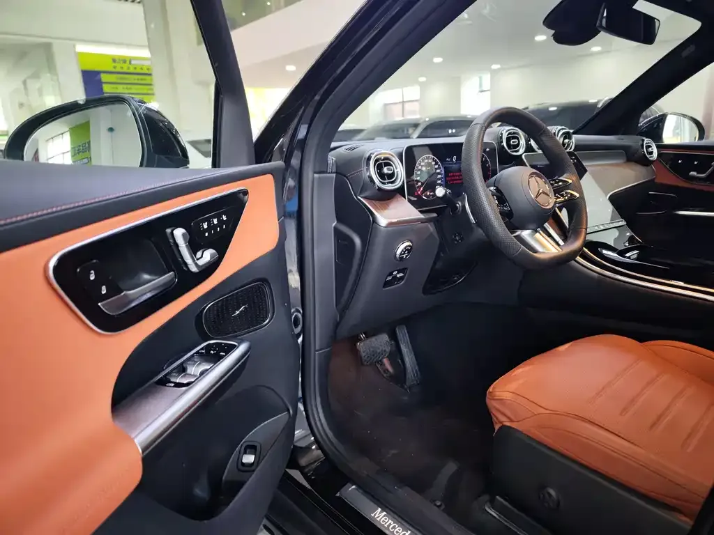 Mercedes-Benz GLC 2024 из CN, фото 6