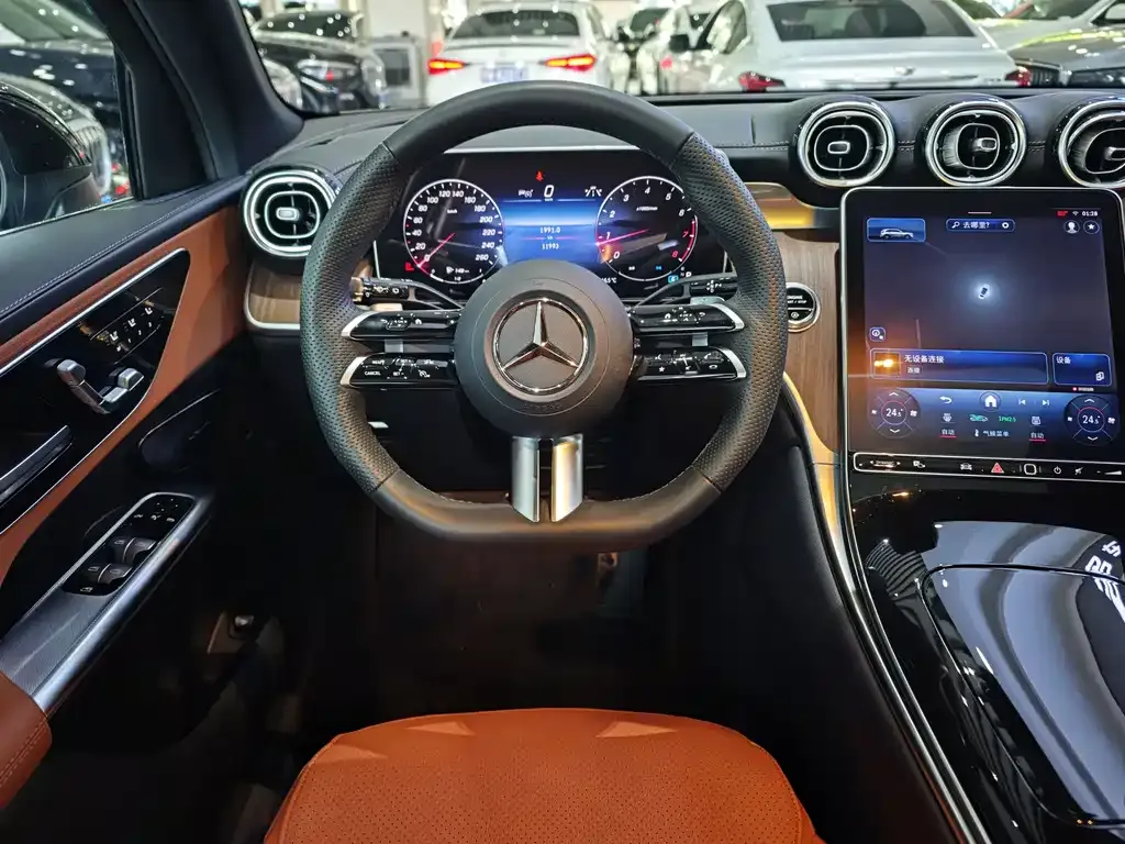 Mercedes-Benz GLC 2024 из CN, фото 8