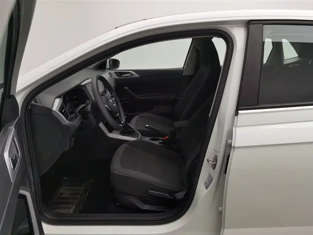 Volkswagen Polo 2023 из CN, фото 8