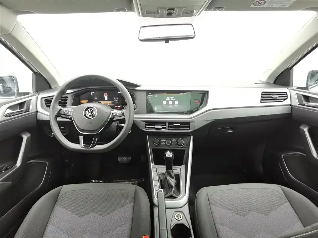 Volkswagen Polo 2023 из CN, фото 9