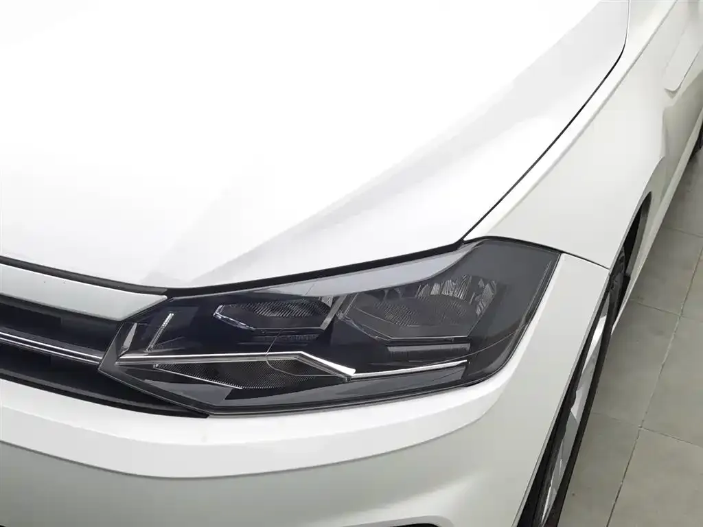 Volkswagen Polo 2023 из CN, фото 2