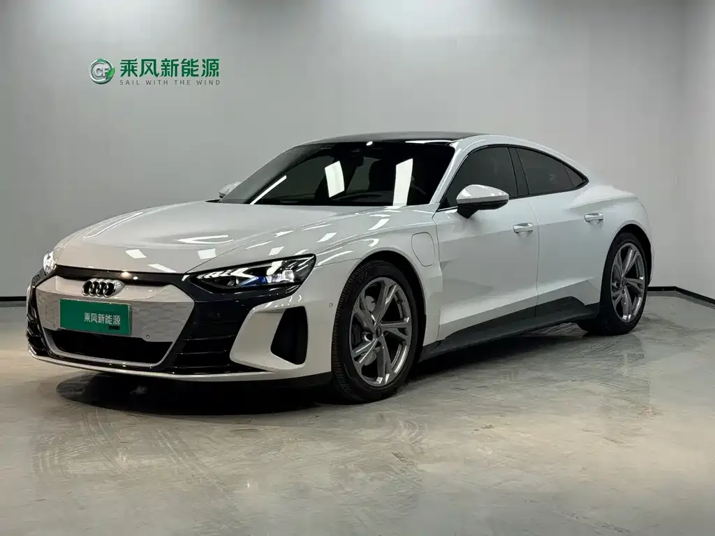 Audi e-tron GT 2024 из CN, фото 7