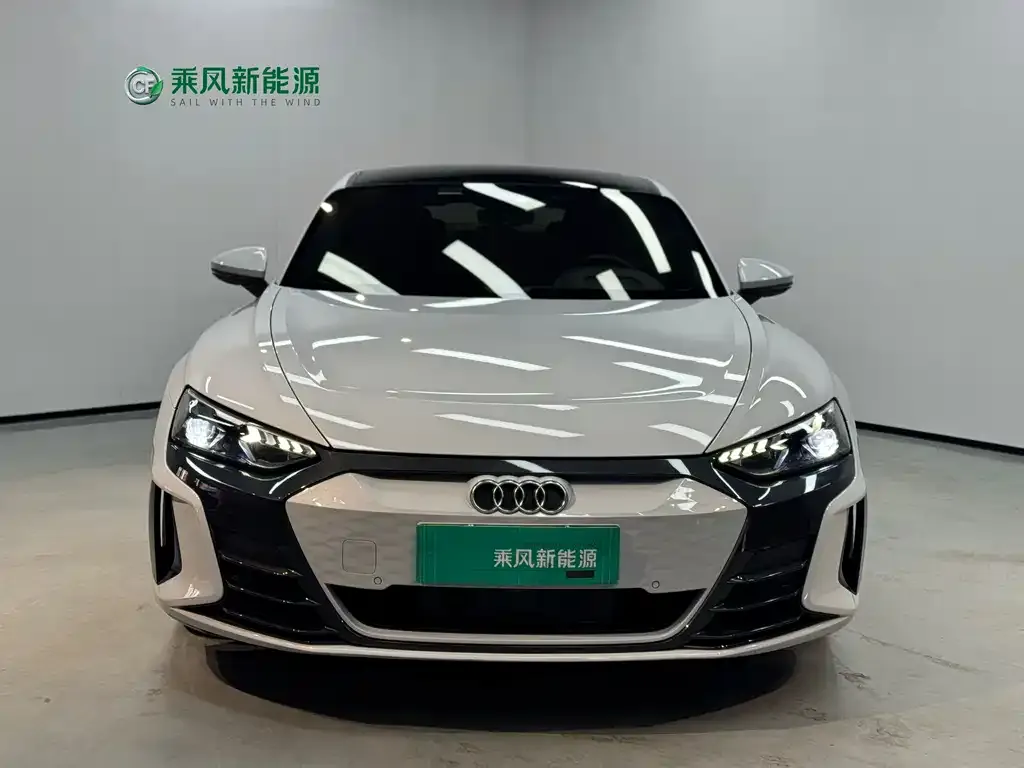 Audi e-tron GT 2024 из CN, фото 4
