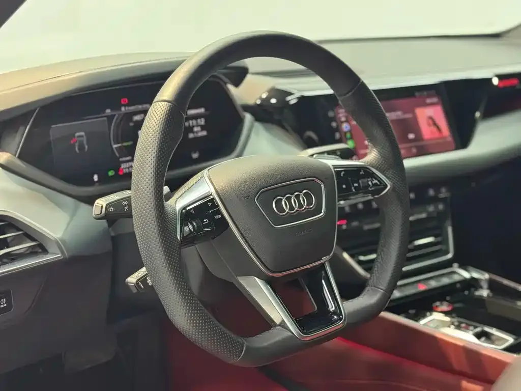 Audi e-tron GT 2024 из CN, фото 8