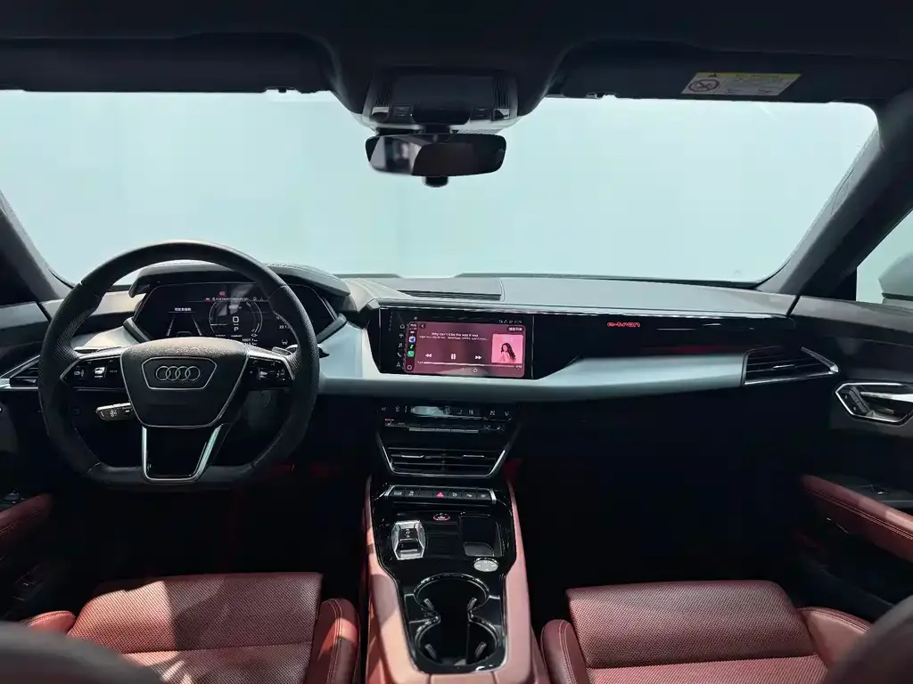 Audi e-tron GT 2024 из CN, фото 10