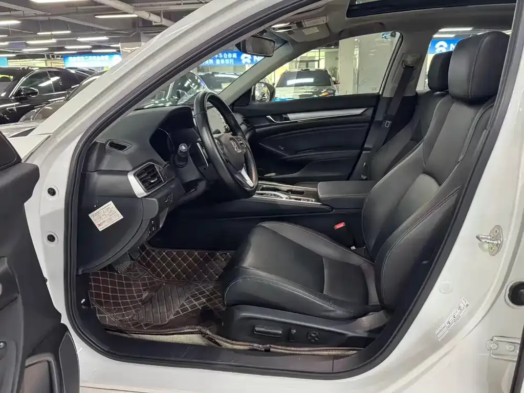 Honda Accord 2021 из CN, фото 3