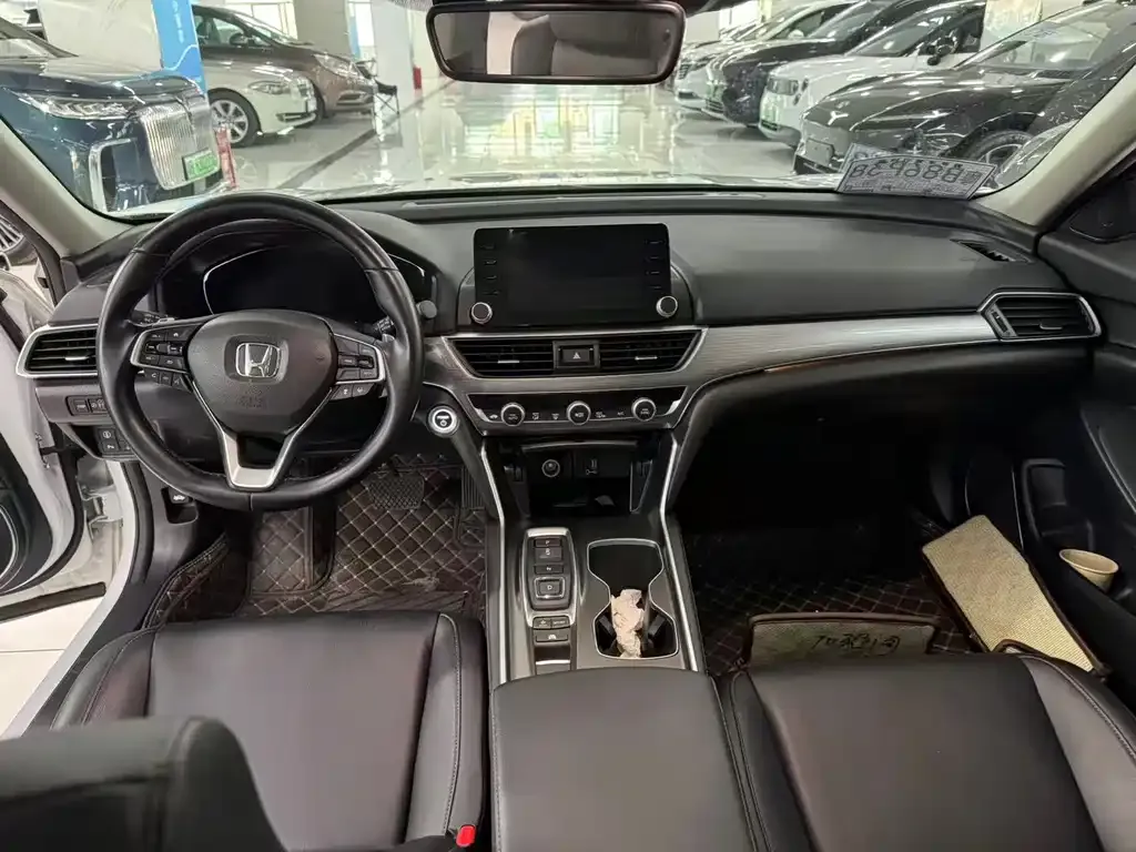 Honda Accord 2021 из CN, фото 2