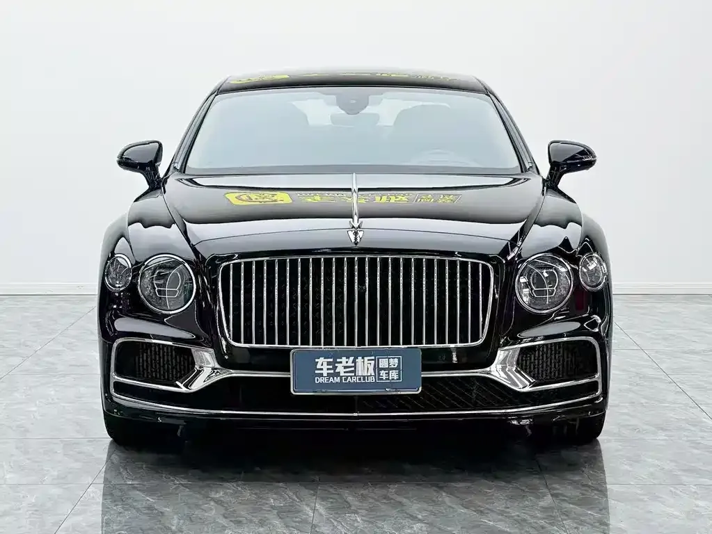 Bentley Flying Spur 2023 из CN, фото 8