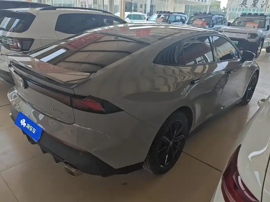 Changan UNI-V 2023 из CN, фото 4