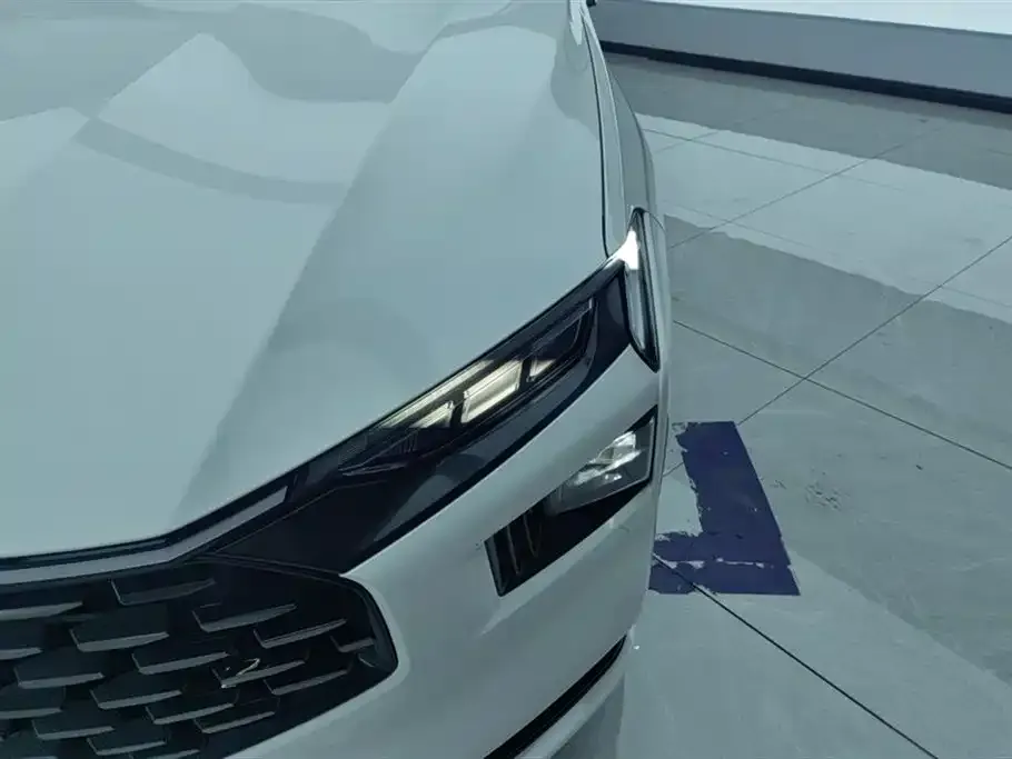 Ford Mondeo 2023 из CN, фото 4