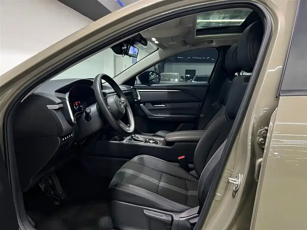 Mazda CX-50 2023 из CN, фото 10