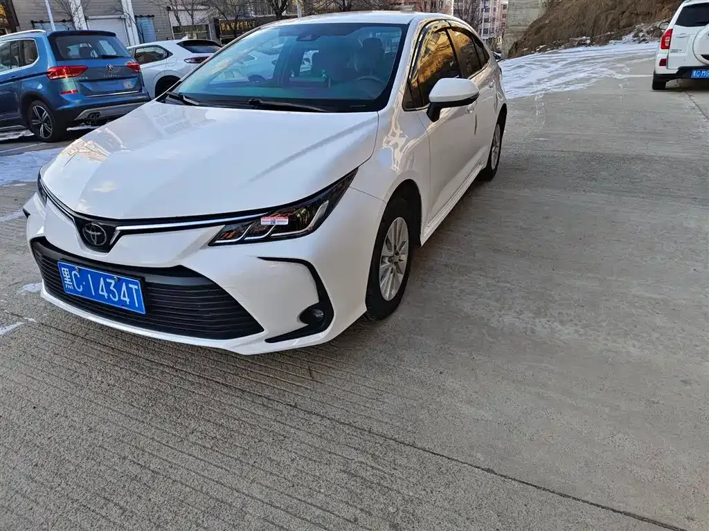 Toyota Corolla 2021 из CN, фото 1
