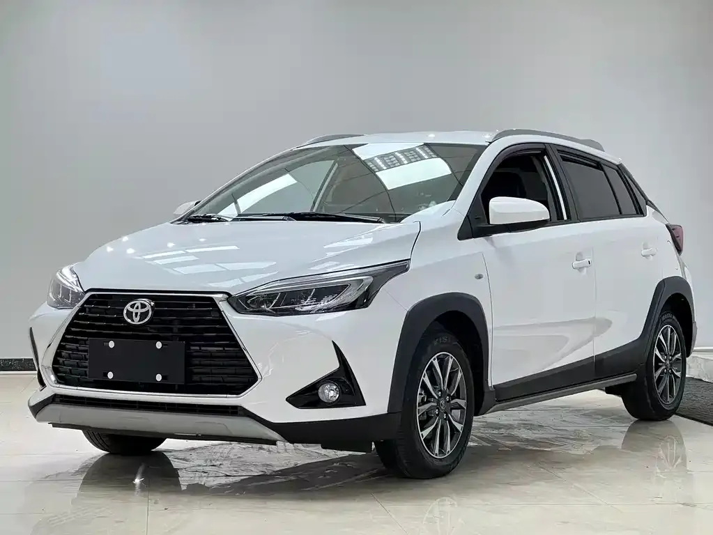 Toyota Yaris L 2023 из CN, фото 1