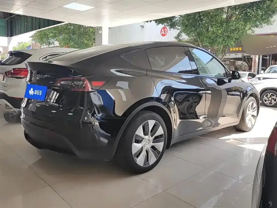 Tesla Model Y 2023 из CN, фото 10