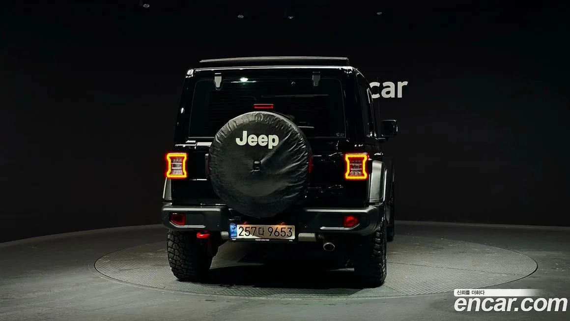 Jeep Wrangler 2022 из KR, фото 3