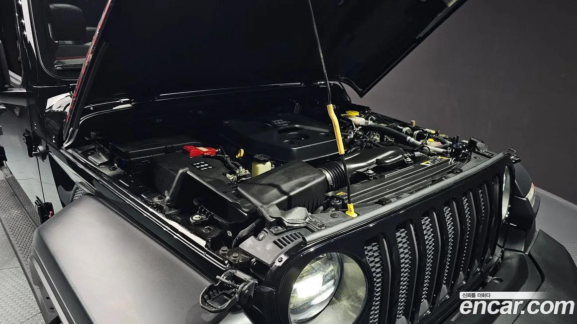 Jeep Wrangler 2022 из KR, фото 8