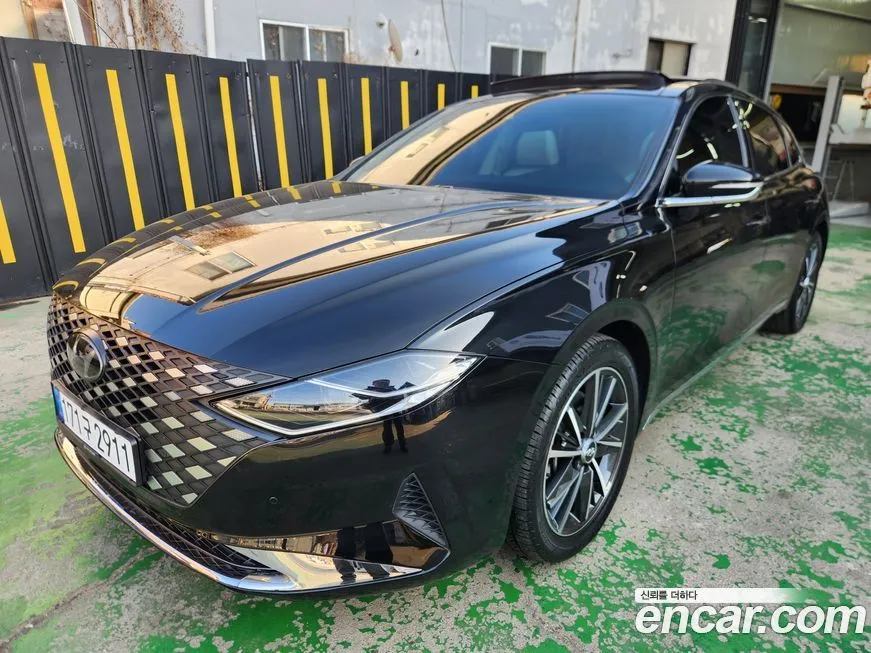 Hyundai Grandeur 2022 из KR, фото 2