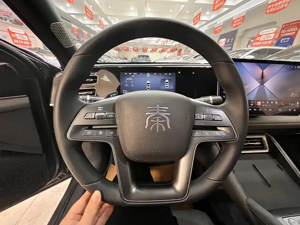 BYD Qin L — фото 4