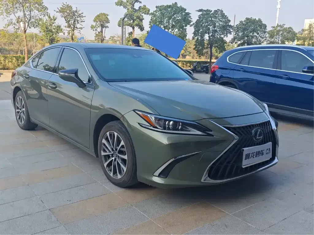 Lexus ES 2023 из CN, фото 4
