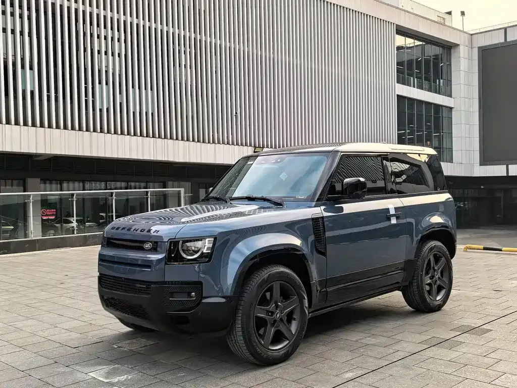 Land Rover Defender 2023 из CN, фото 1