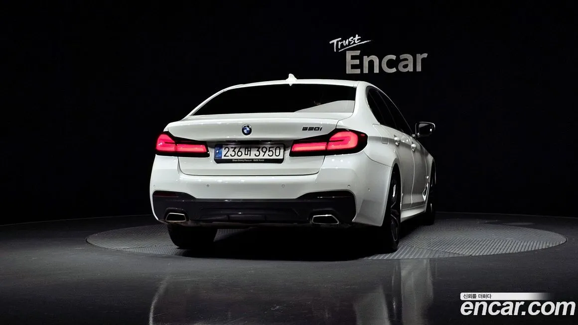 BMW 5-Series 2022 из KR, фото 2