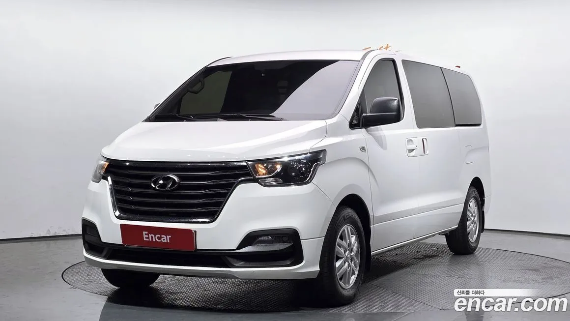 Hyundai Starex 2021 из KR, фото 1