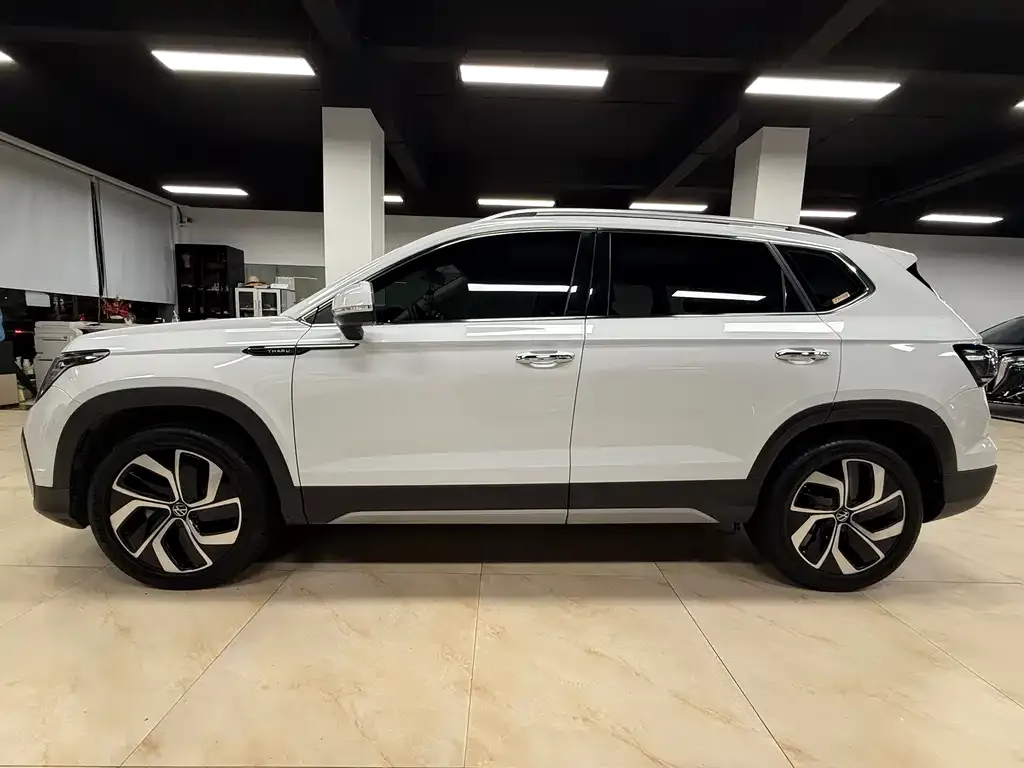 Volkswagen Tharu 2023 из CN, фото 4