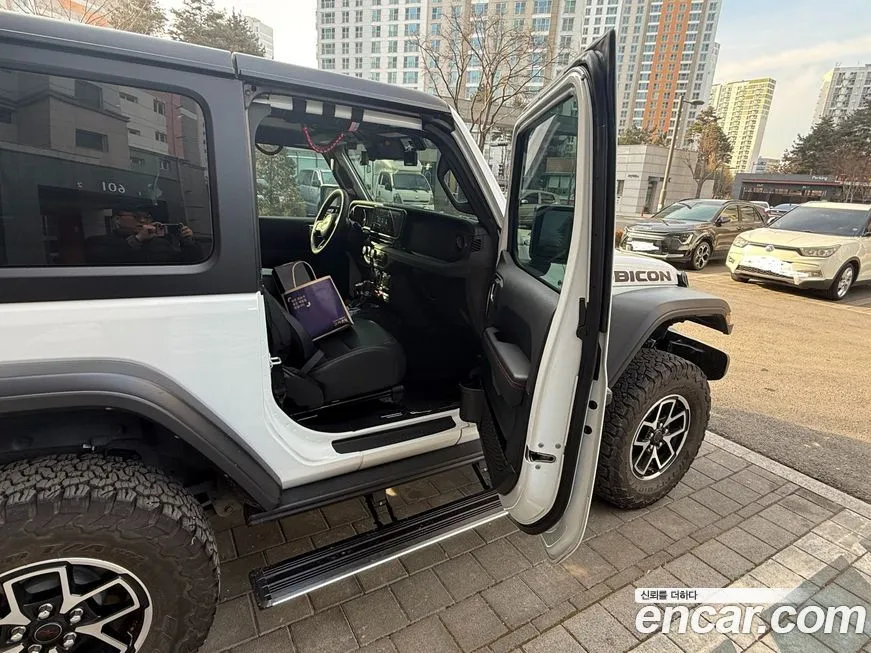Jeep Wrangler 2024 из KR, фото 6