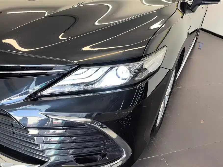 Toyota Camry 2023 из CN, фото 9