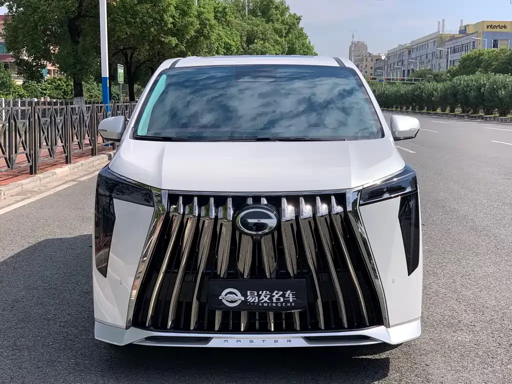 GAC Motor Trumpchi E9 — фото 1