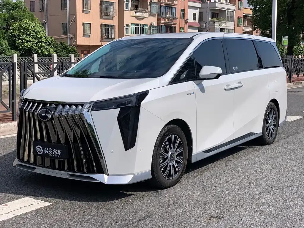 GAC Motor Trumpchi E9 — фото 3