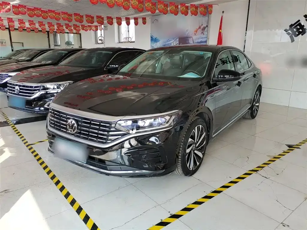 Volkswagen Passat 2023 из CN, фото 10