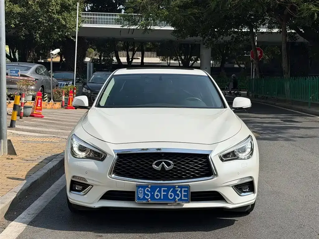 Infiniti Q50L 2021 из CN, фото 1