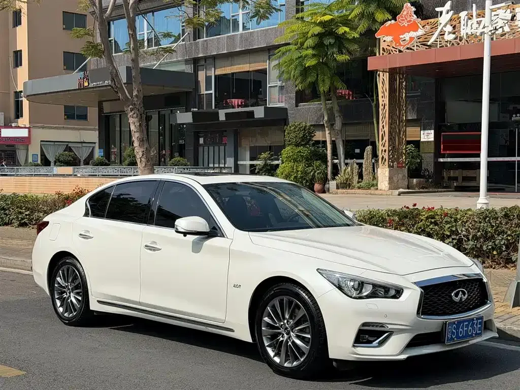 Infiniti Q50L 2021 из CN, фото 9