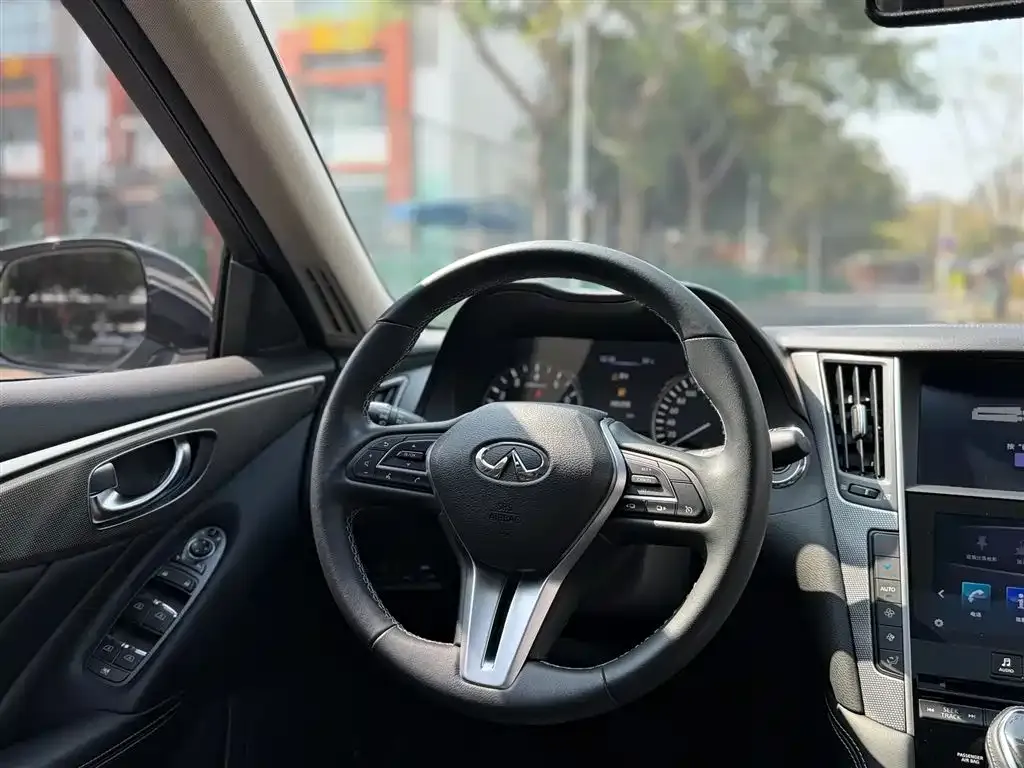 Infiniti Q50L 2021 из CN, фото 8