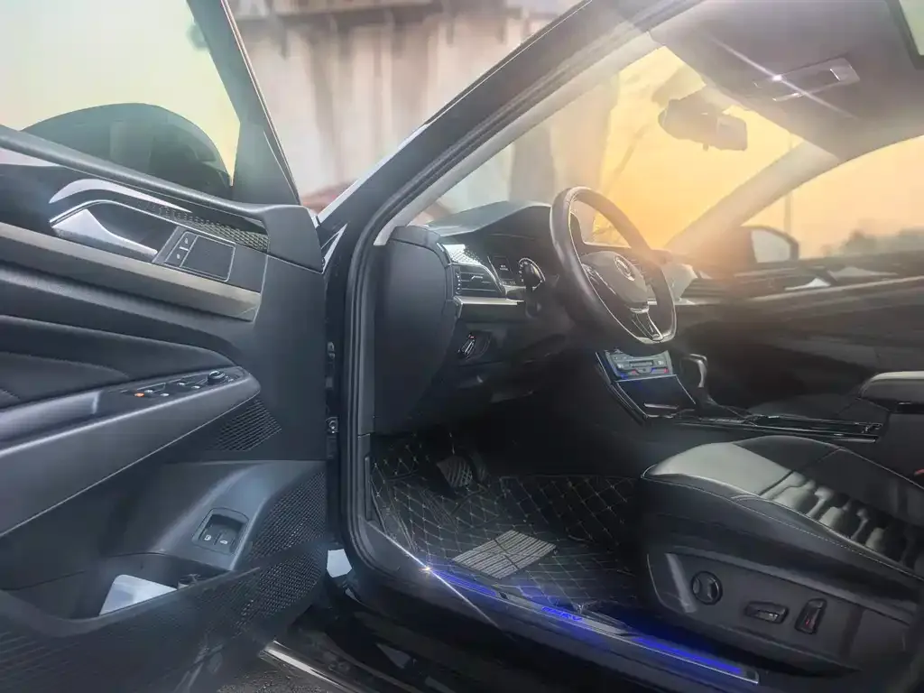 Volkswagen Passat New Energy 2021 из CN, фото 6