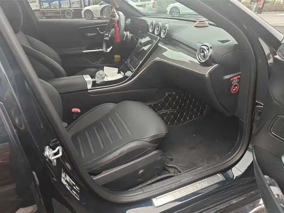 Mercedes-Benz C-Class 2024 из CN, фото 2