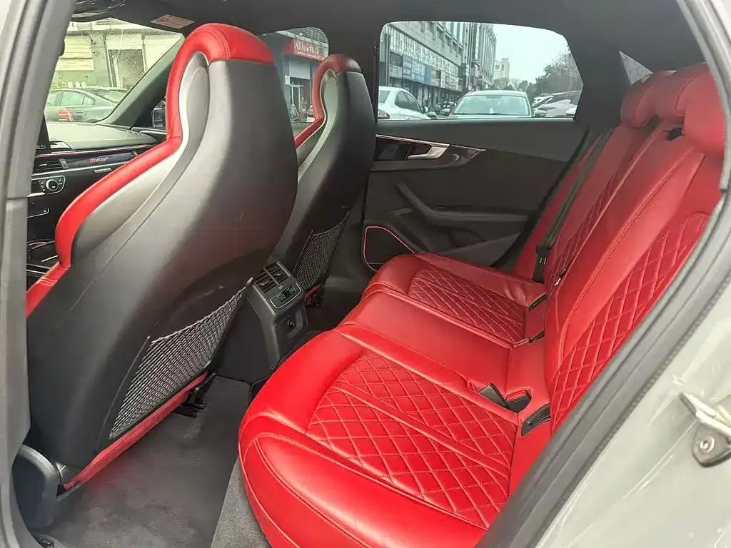 Audi S4 2021 из CN, фото 4