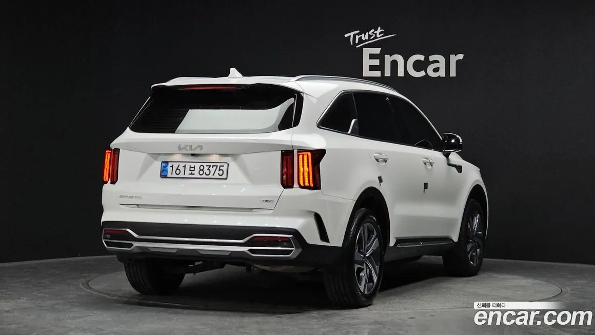Kia Sorento — фото 10