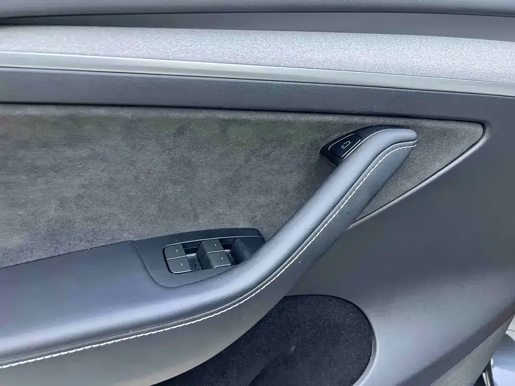 Tesla Model Y 2024 из CN, фото 10