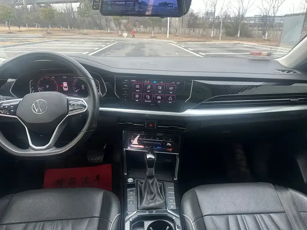 Volkswagen Passat 2022 из CN, фото 2
