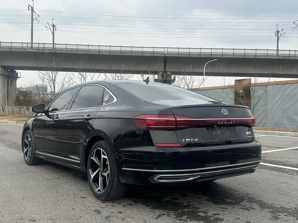 Volkswagen Passat 2022 из CN, фото 7